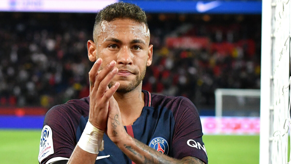 Neymar contraataca y reclama el pago de la prima al Barcelona