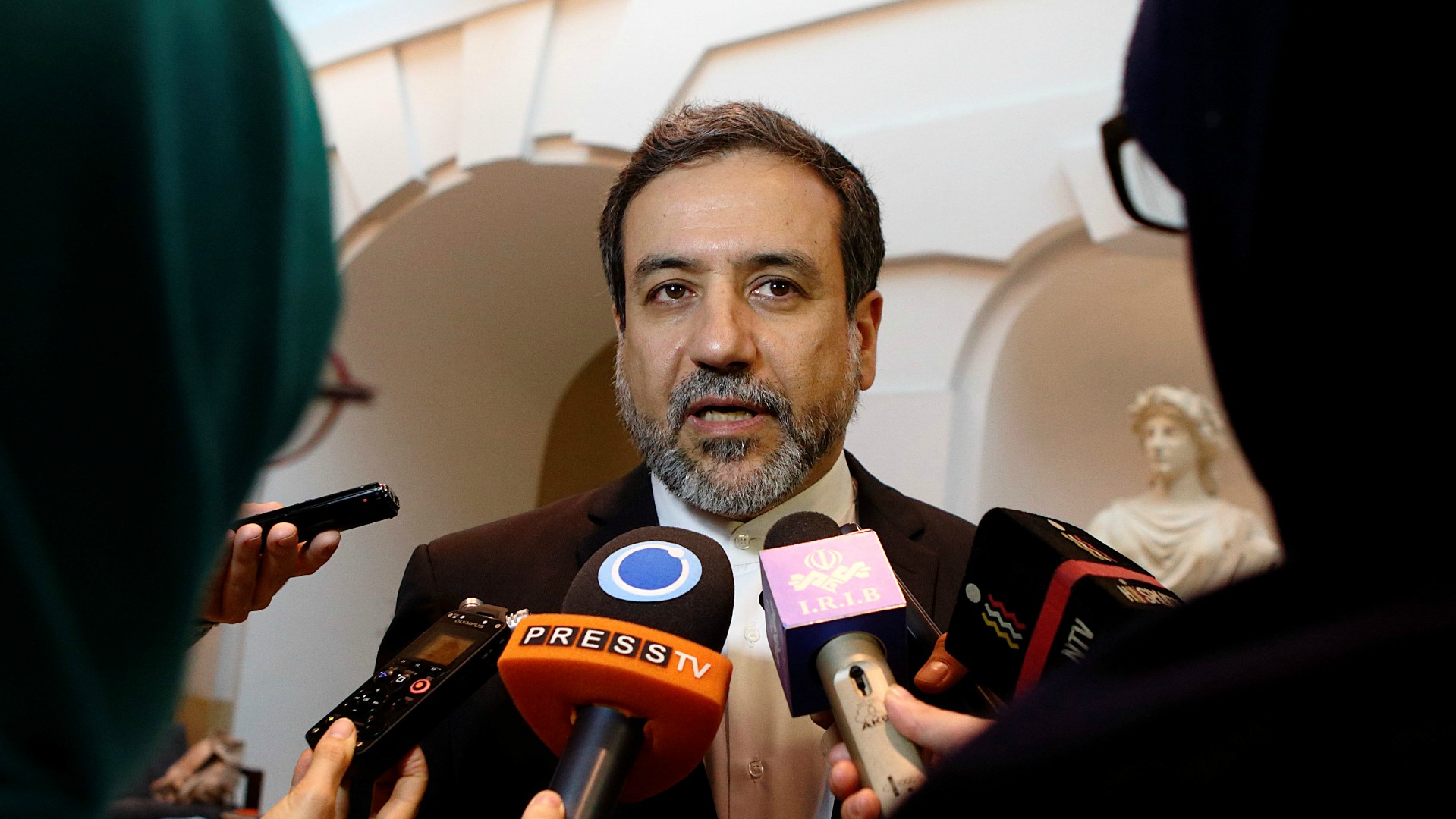 Irán acusa a EEUU de intentar «destruir» el acuerdo nuclear con sus sanciones