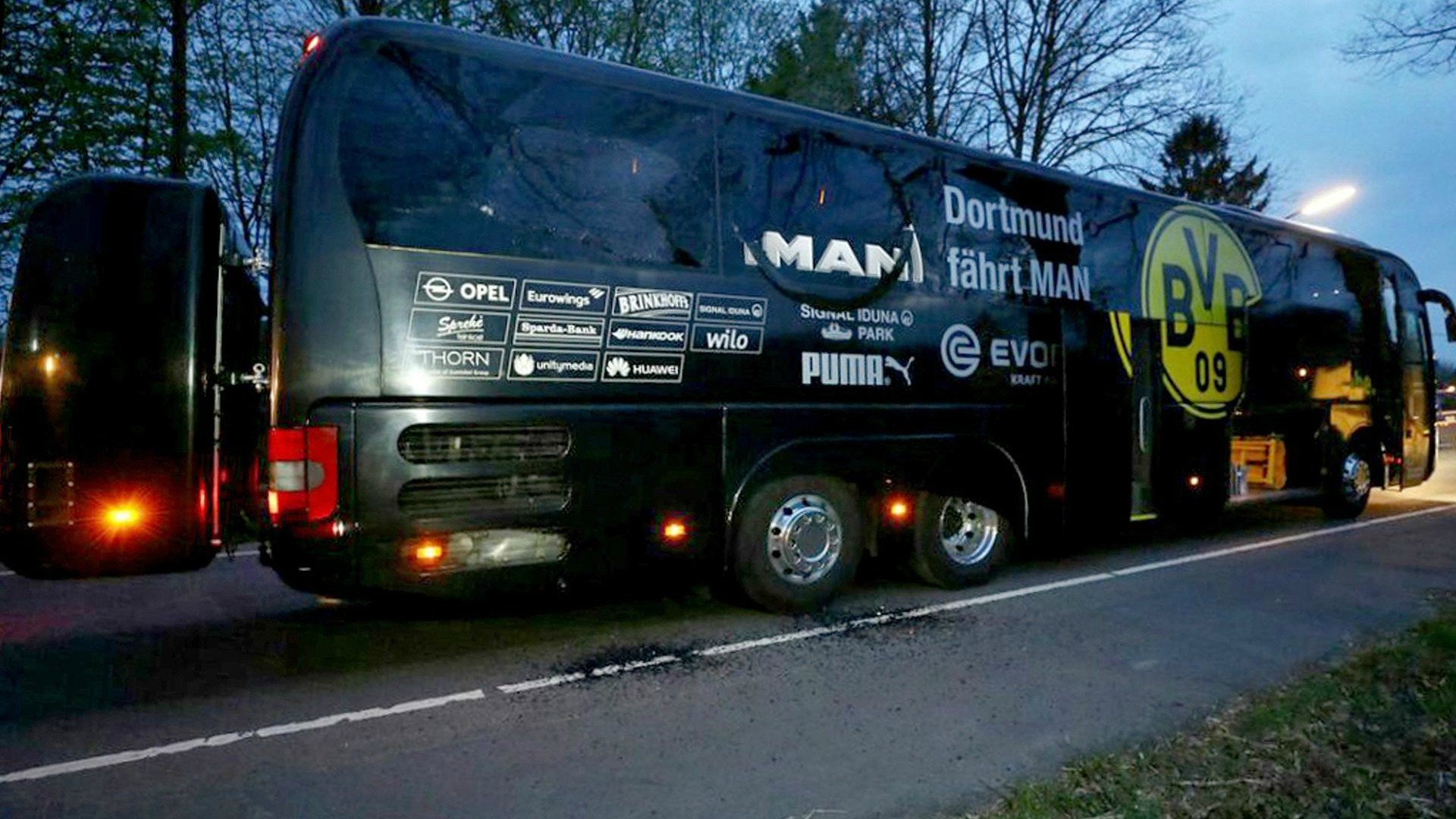 La fiscalía acusa de intento de homicidio al autor del ataque al autobús del Dortmund