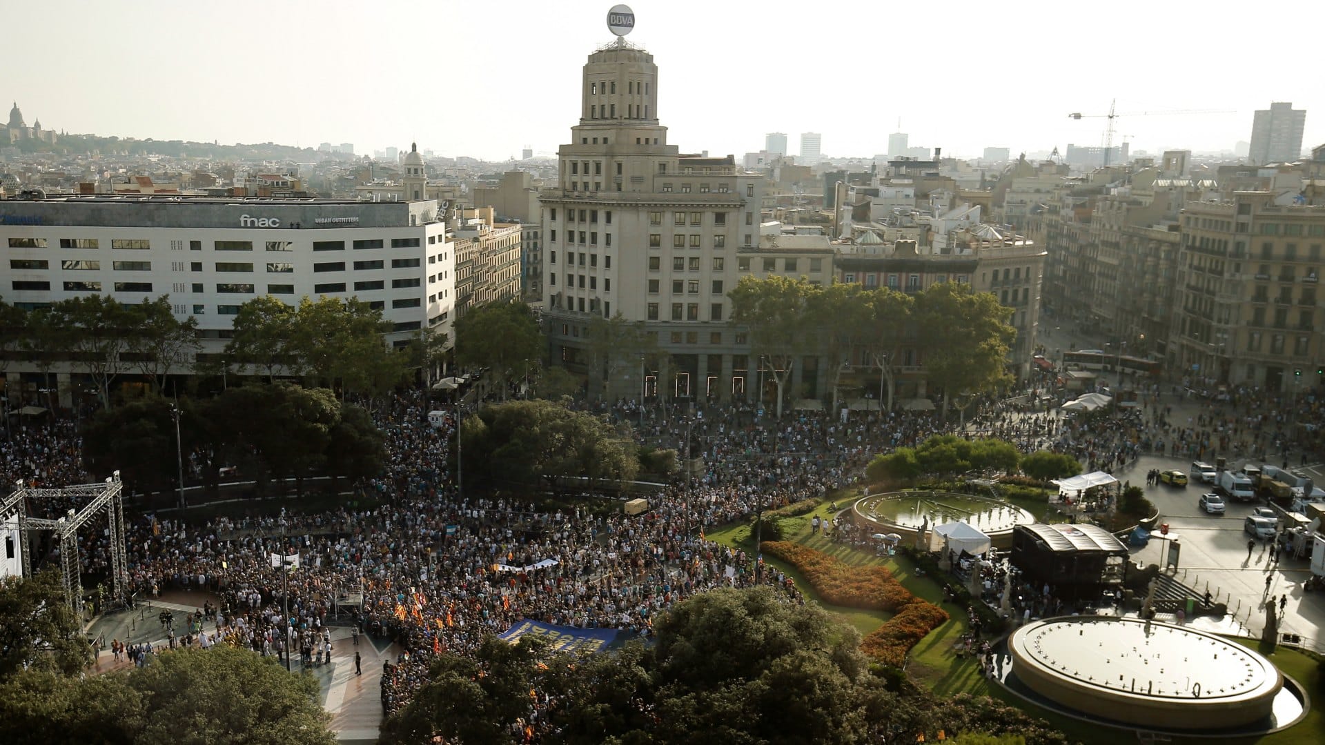 La manifestación de Barcelona contra el terrorismo, en imágenes 21