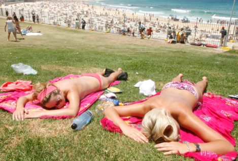 Las españolas hacen más "topless" y nudismo que las mujeres de otros grandes países