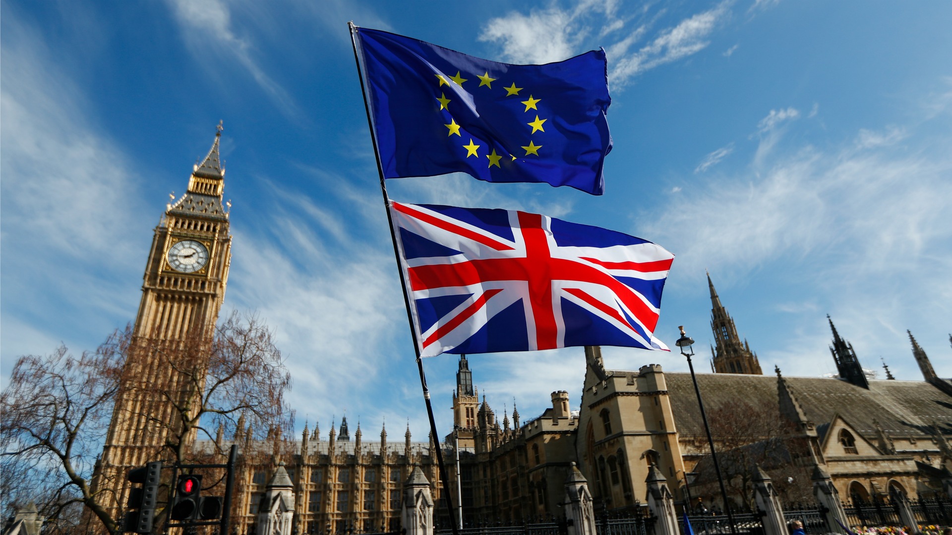 Londres buscará una «unión aduanera temporal» con la UE tras el Brexit