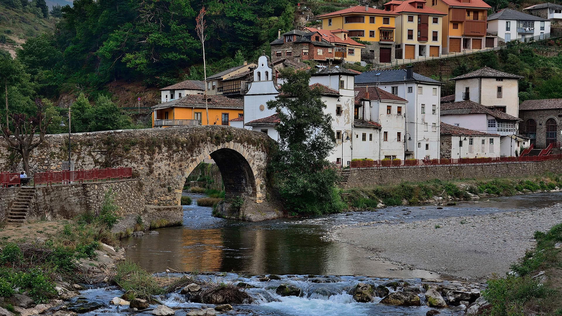 Los 7 destinos más frescos para huir del calor sin salir de España 3