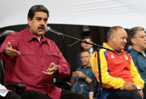 Maduro posterga, entre la crisis, la instalación de su Constituyente