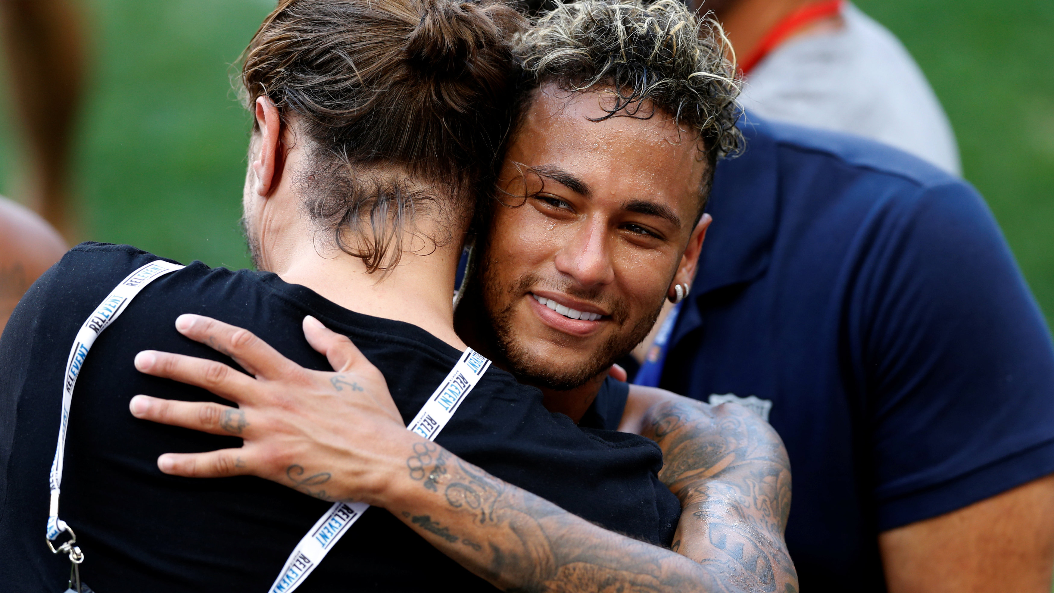 Neymar anuncia a sus compañeros su marcha del Barça