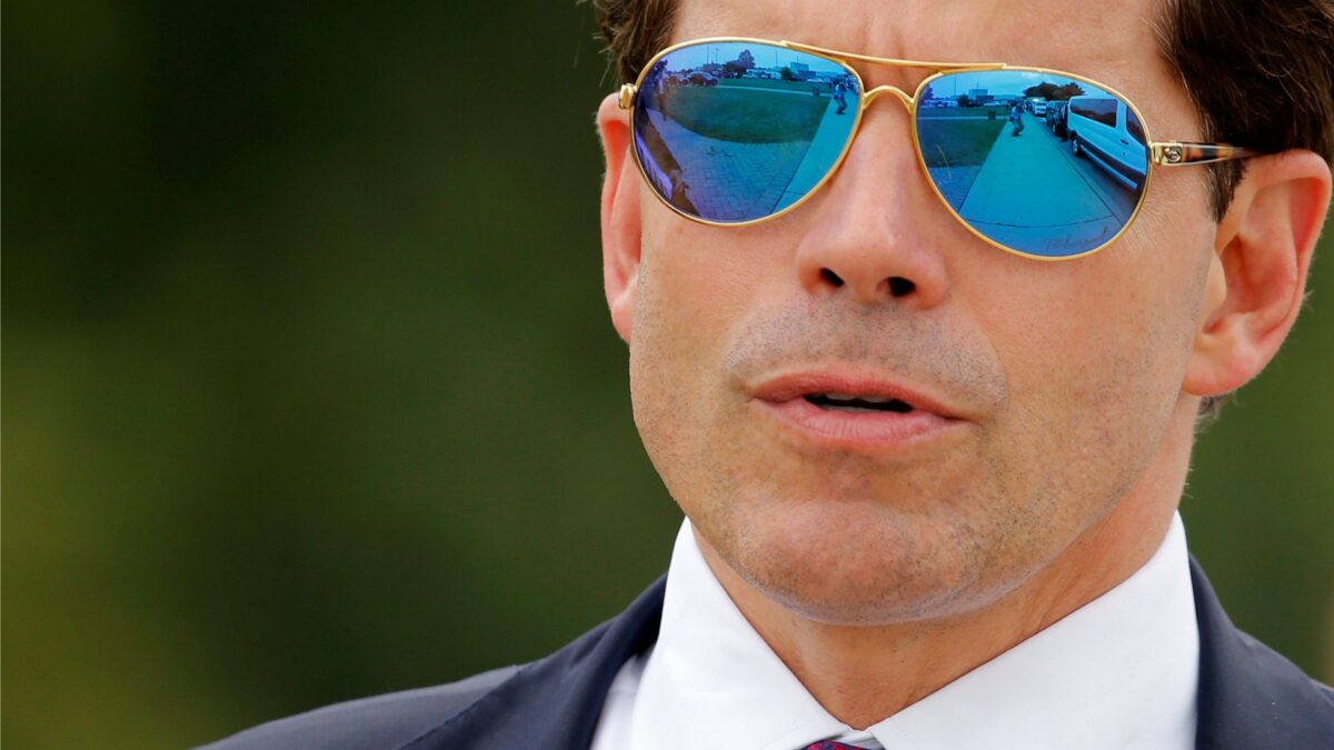 Scaramucci denuncia una conspiración contra Trump