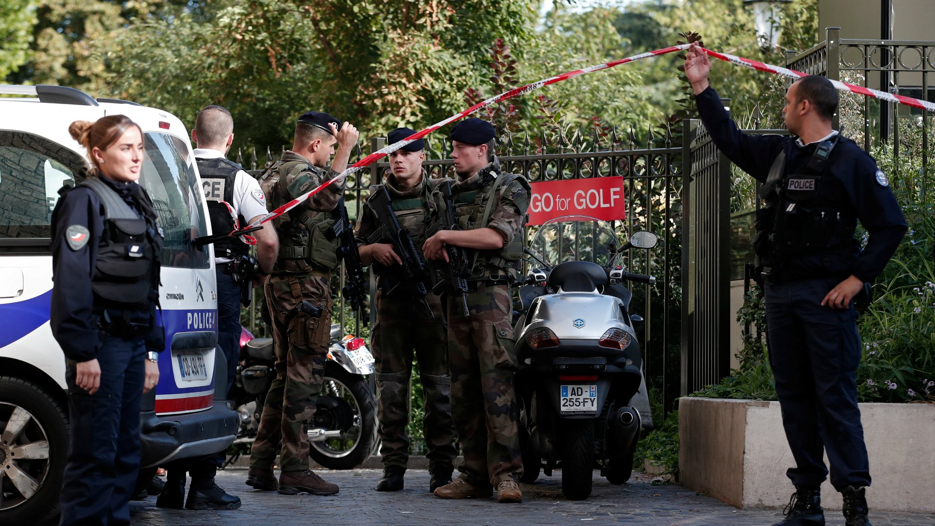 Detenido un sospechoso de atropellar a varios militares franceses en París