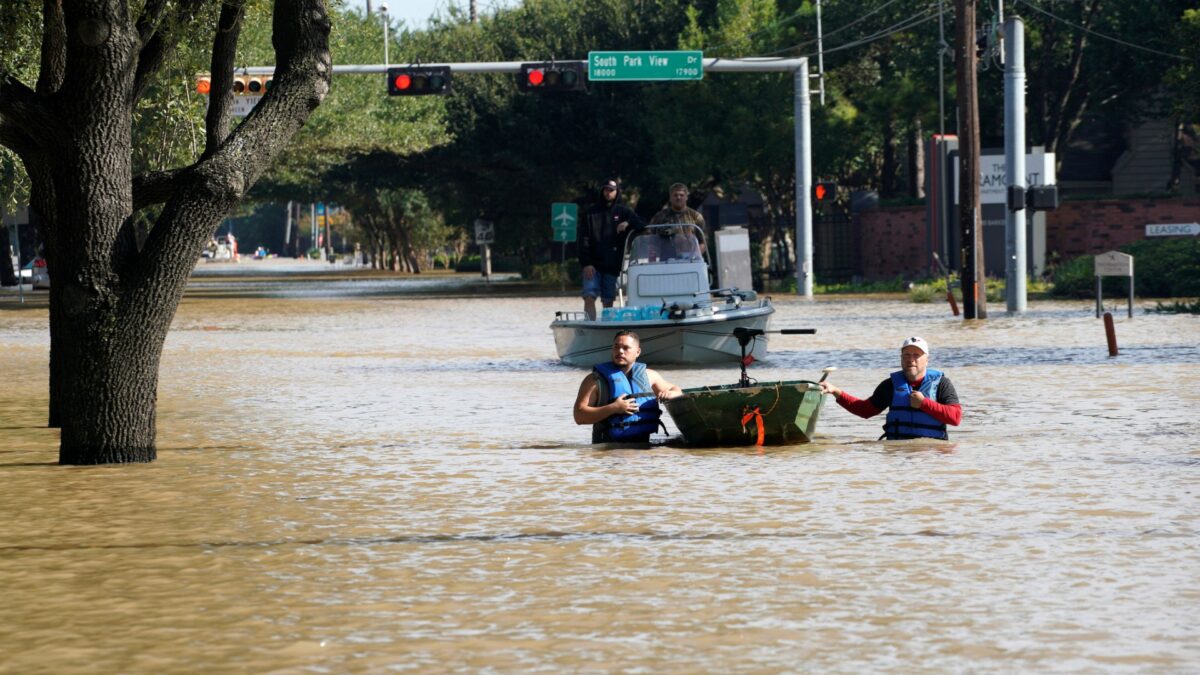 Venezuela donará cinco millones de dólares a los afectados por Harvey