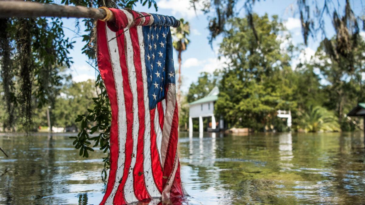 Al menos ocho ancianos mueren en un asilo de Florida tras el paso de Irma