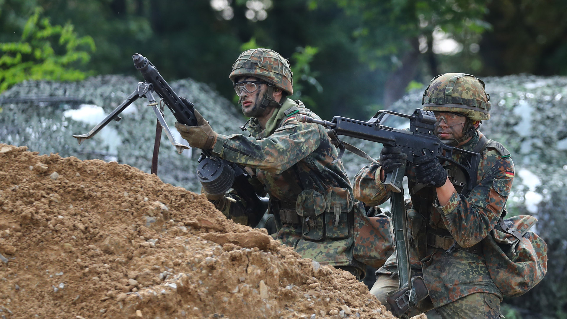 Alemania investiga a casi 400 soldados por presuntas conductas ultraderechistas