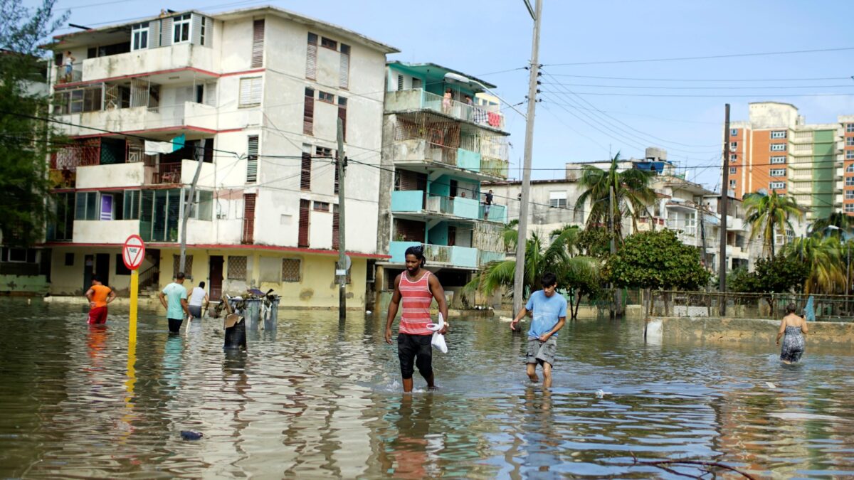 Ascienden a 10 los muertos causados por Irma en Cuba