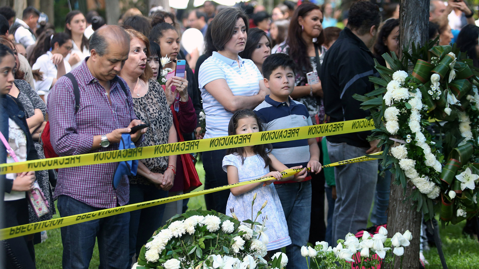 Aumentan a 319 los muertos del terremoto de México