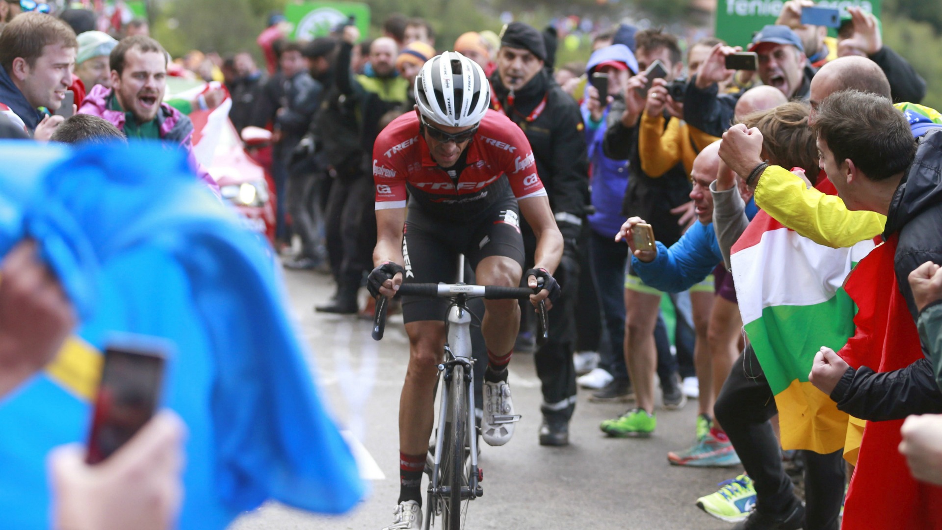Contador se despide del ciclismo a lo grande con una victoria en el mítico L’Angliru