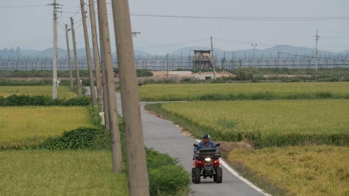 Corea del Sur detecta señales de que el Norte prepara el lanzamiento de otro misil