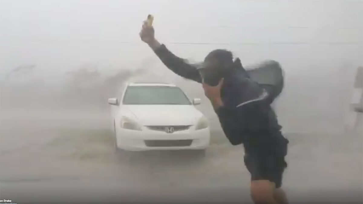 Cubriendo Irma: los periodistas, literalmente, en el ojo del huracán