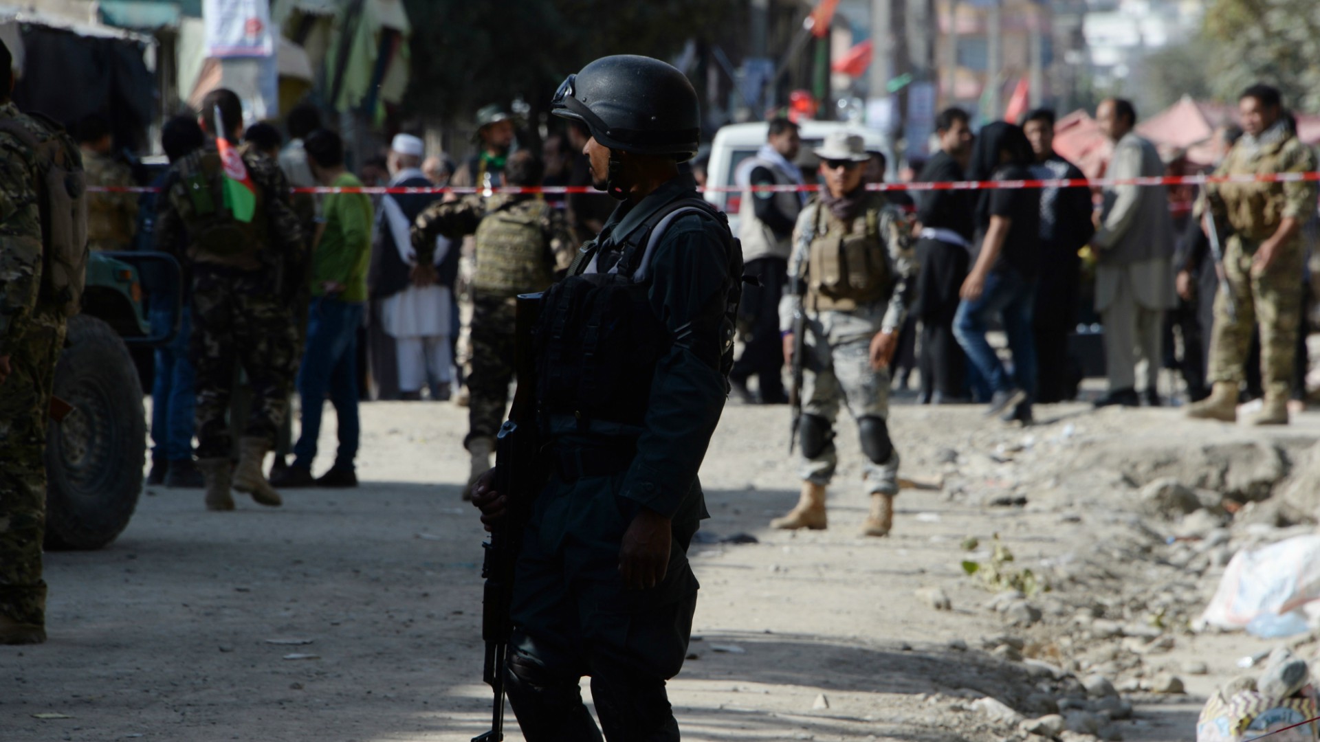 El Estado Islámico reivindica un ataque contra una mezquita de Kabul que dejó seis muertos