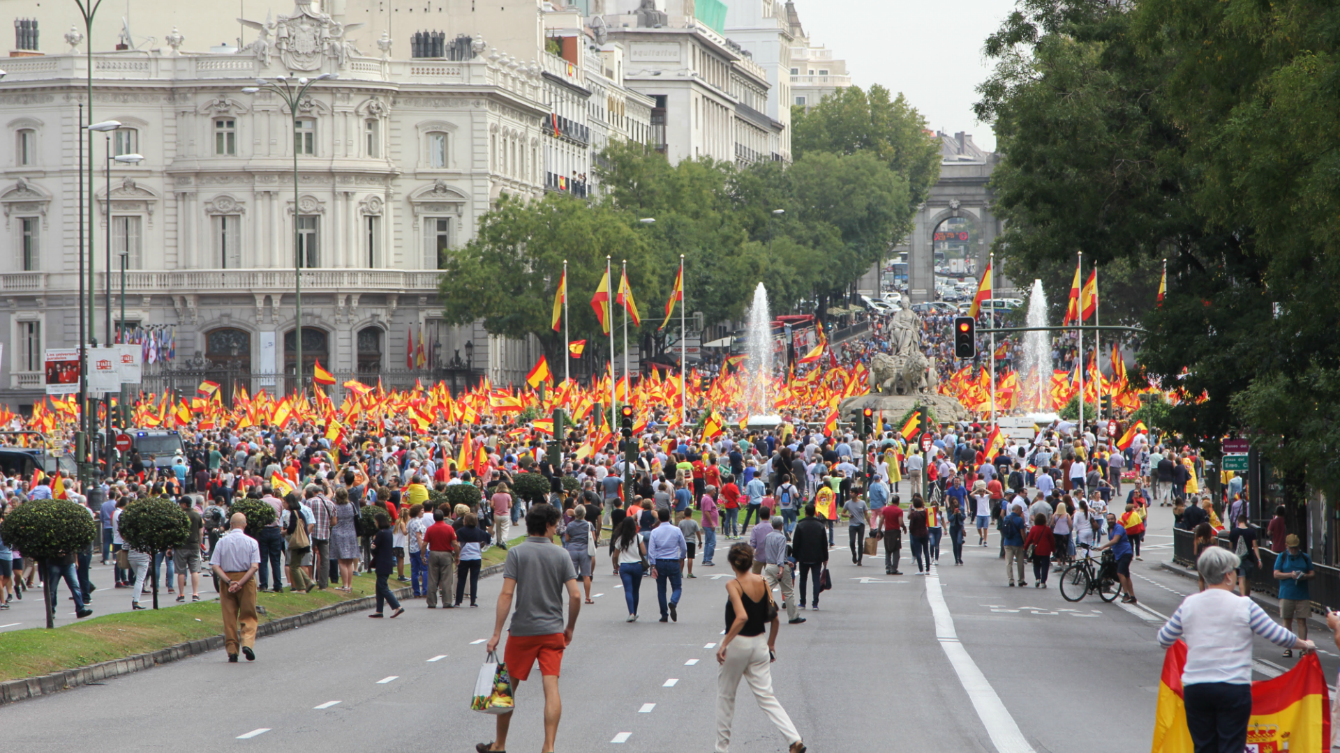 España sale a la calle en vísperas del referéndum catalán