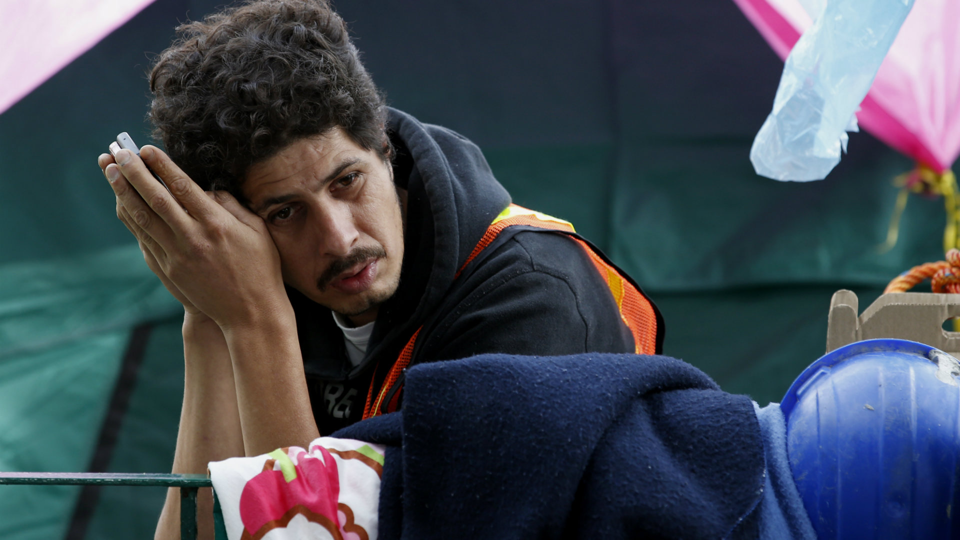 La incertidumbre toma a los mexicanos refugiados en los albergues