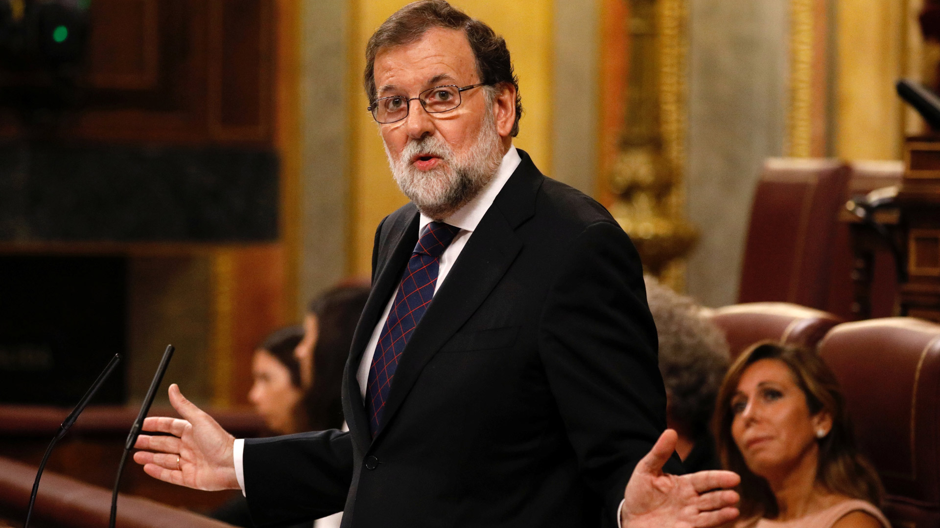 Rajoy y Sánchez se reunirán de urgencia el jueves para tratar el referéndum catalán