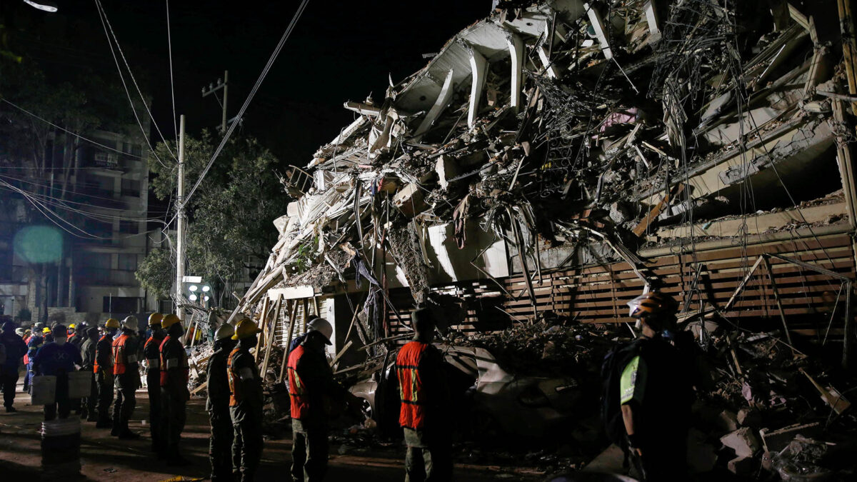 Un español, identificado entre los fallecidos por el terremoto de México