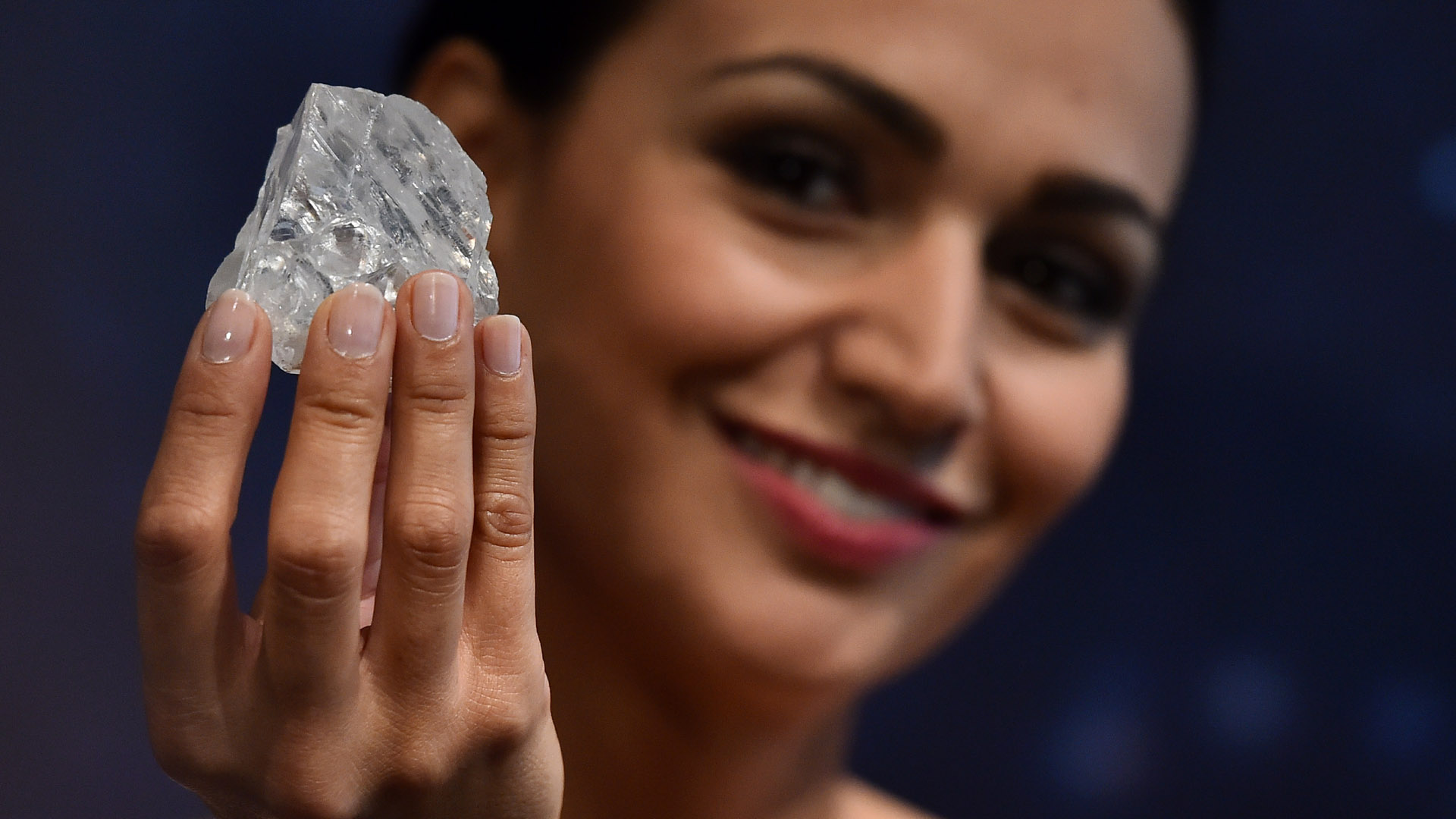 Vendido el mayor diamante bruto del mundo por 53 millones de dólares