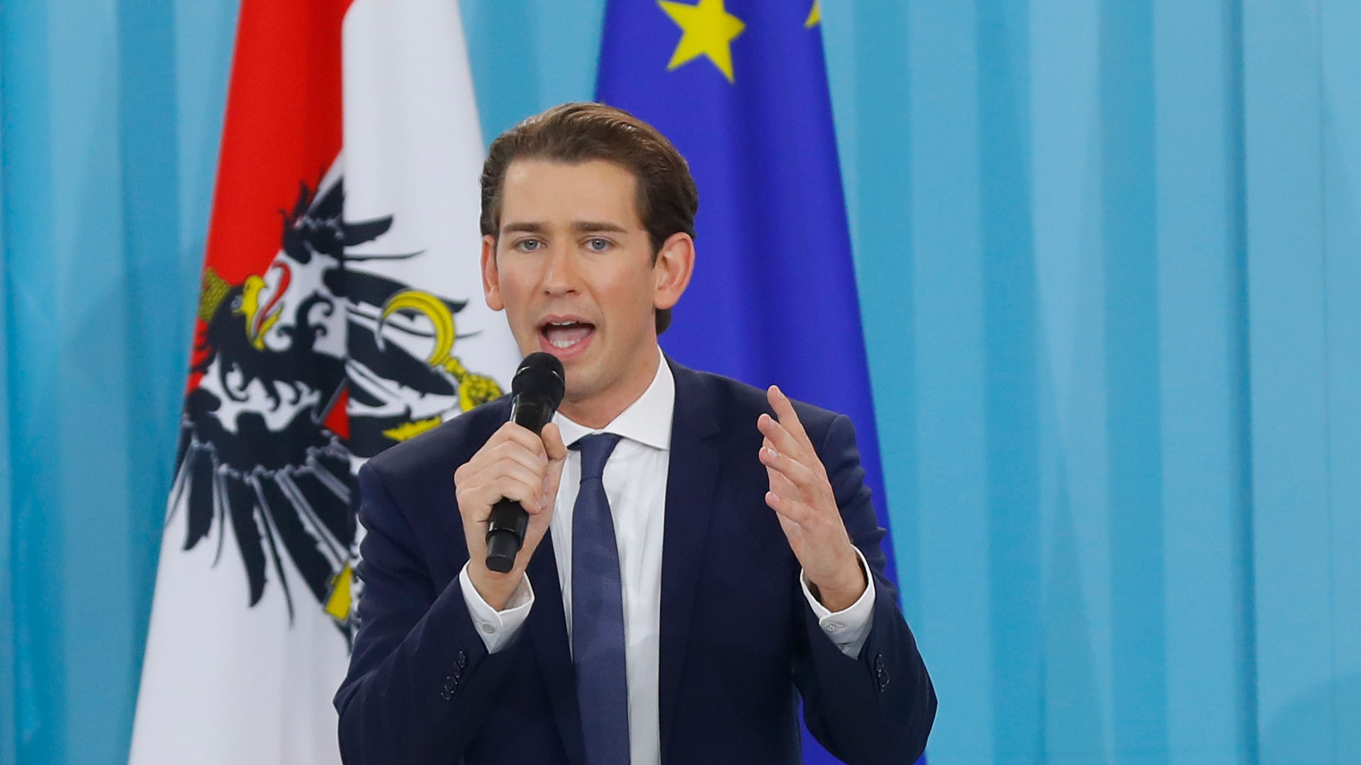 Austria da un vuelco a la derecha con la victoria del conservador Kurz