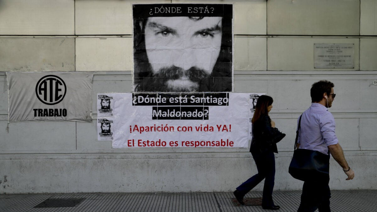 Confirman que el cuerpo hallado en un río de Argentina es del activista Santiago  Maldonado