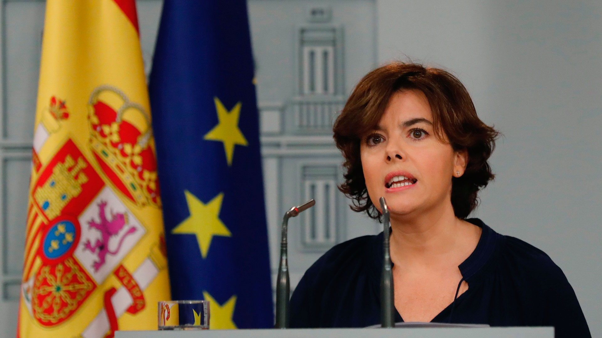 El Gobierno asegura que tomará medidas si Puigdemont declara unilateralmente la independencia