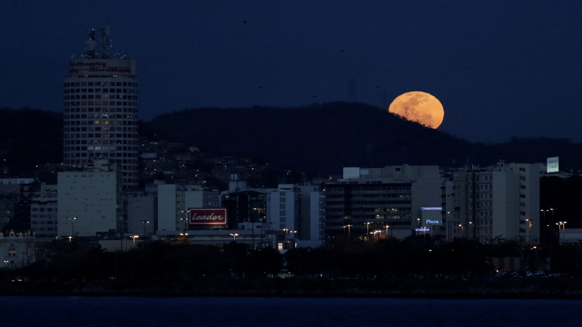 El Tratado de la ONU que prohíbe apropiarse de la Luna cumple medio siglo