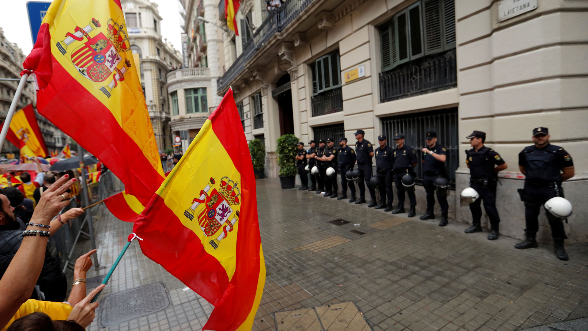La Fiscalía General analiza varias denuncias de expulsión de policías de hoteles en Cataluña