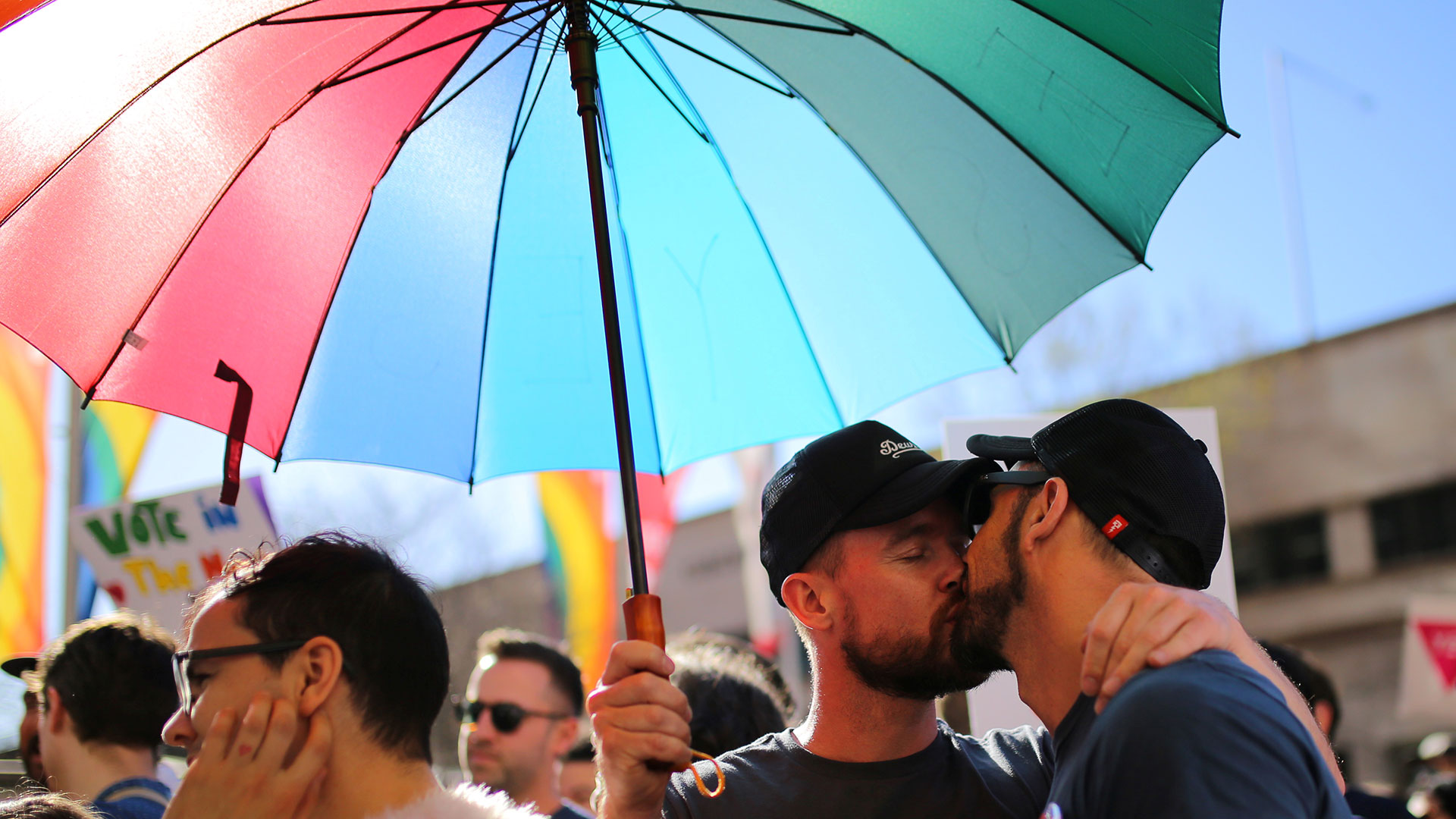 La Iglesia Anglicana sanciona a su rama escocesa por aceptar el matrimonio homosexual