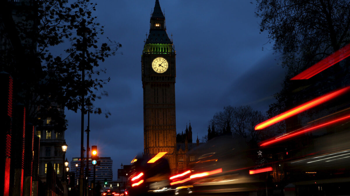 Londres impone un peaje de tráfico a los coches más contaminantes