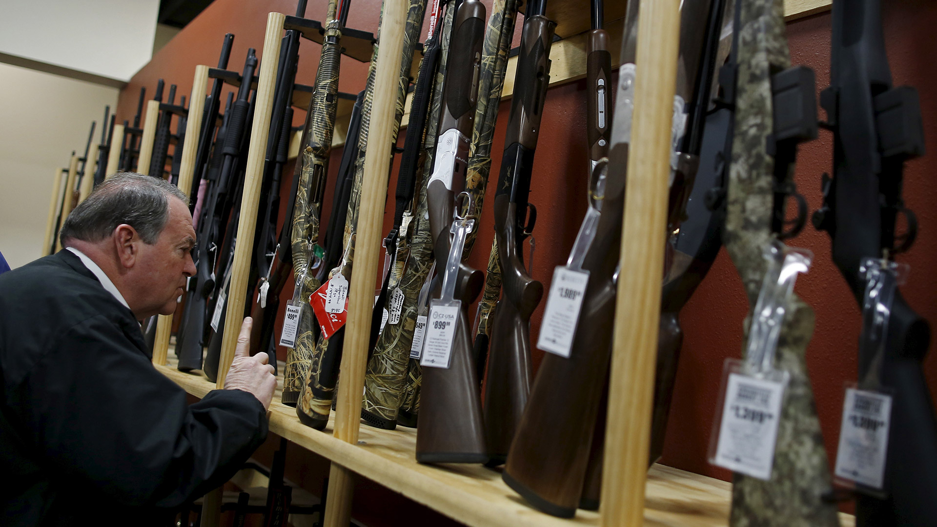 Por qué aumenta la venta de armas después de un tiroteo masivo