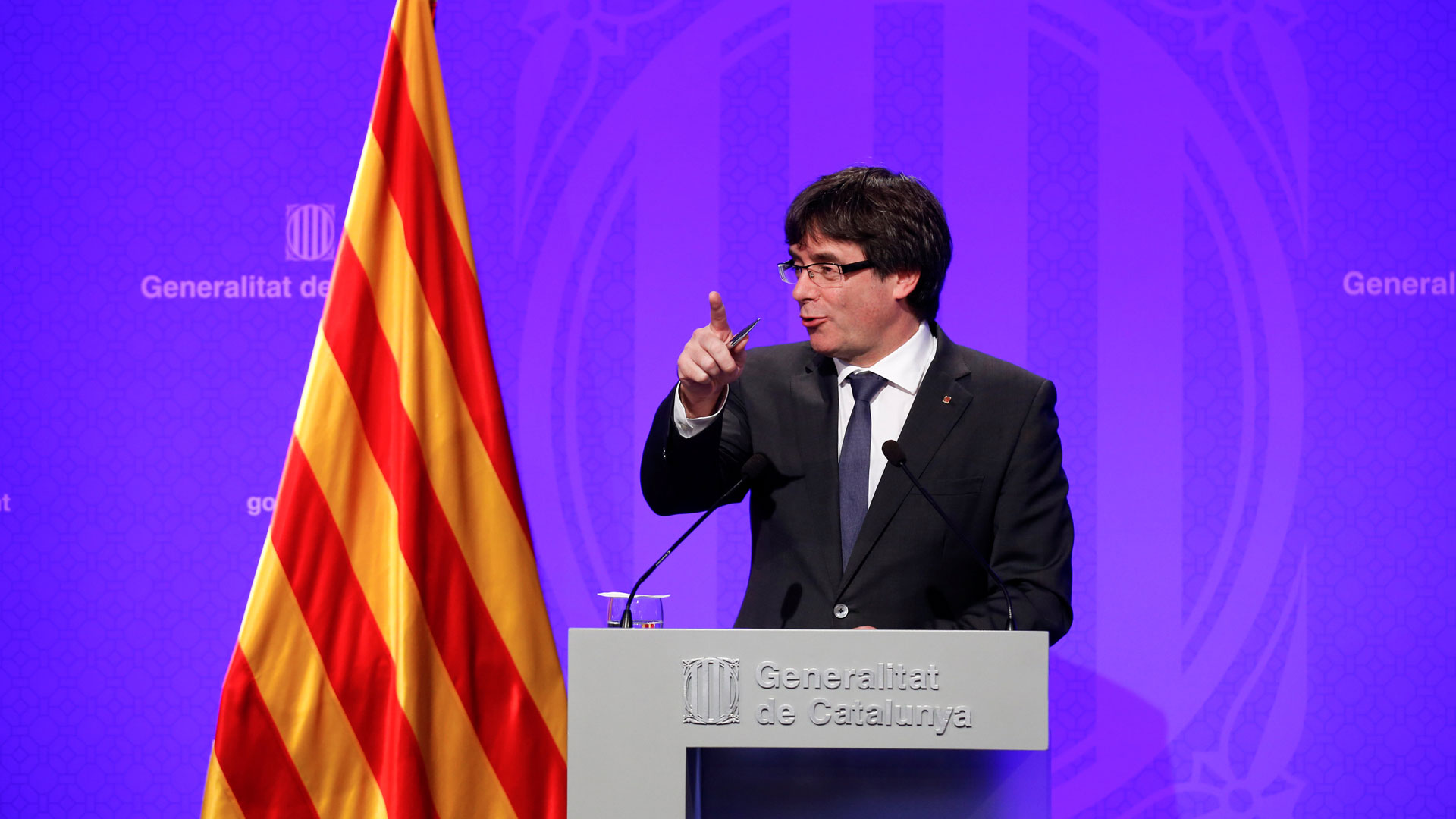 Puigdemont espera los resultados definitivos del referéndum para declarar la independencia