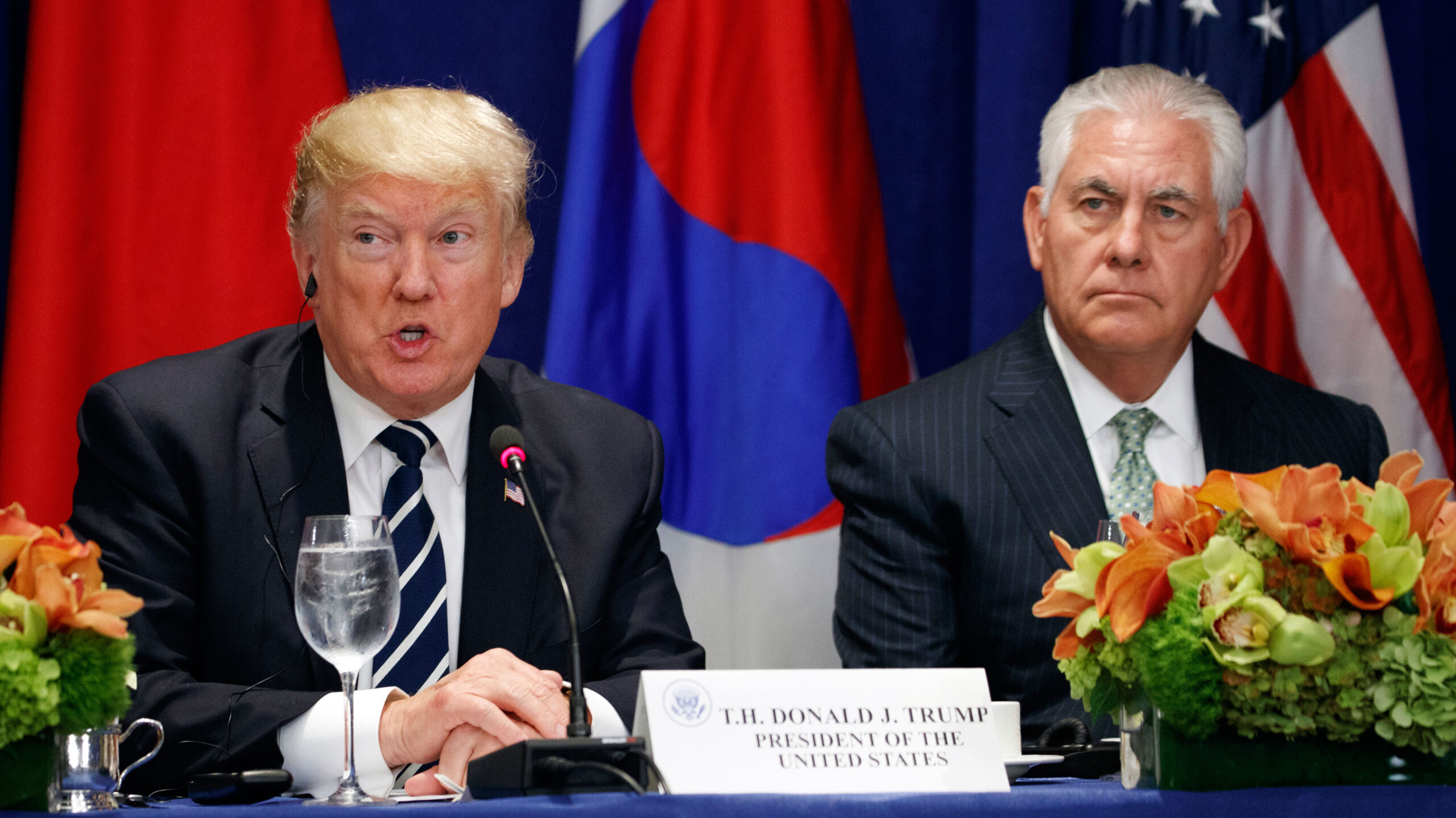 Trump reta a comparar su coeficiente intelectual con el de Tillerson