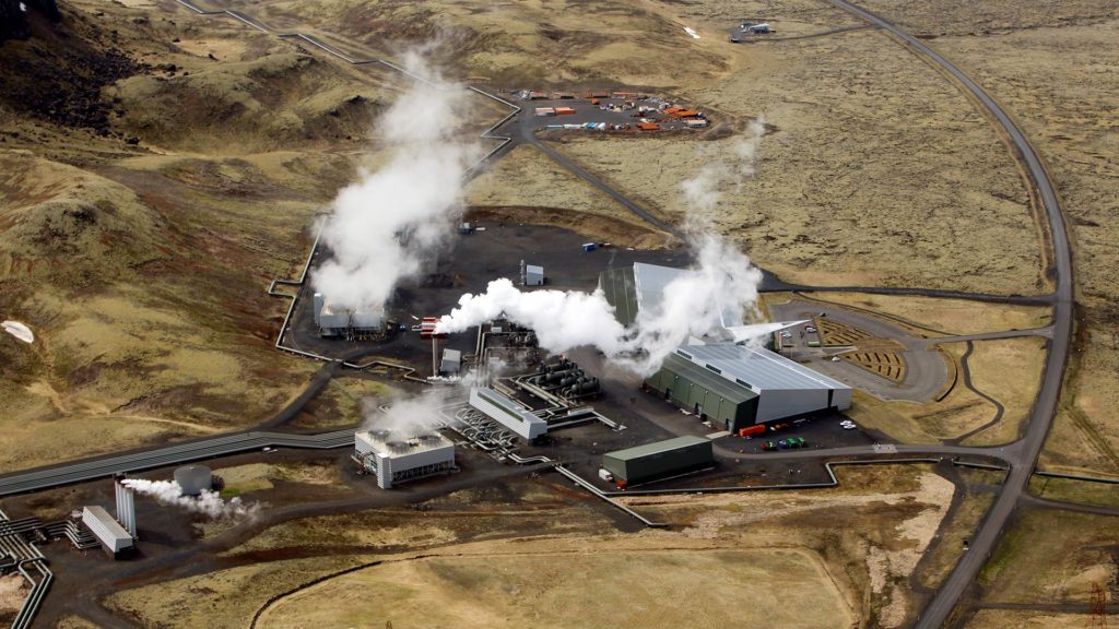 Una planta de energía en Islandia convierte el CO2 en roca para luchar contra el cambio climático