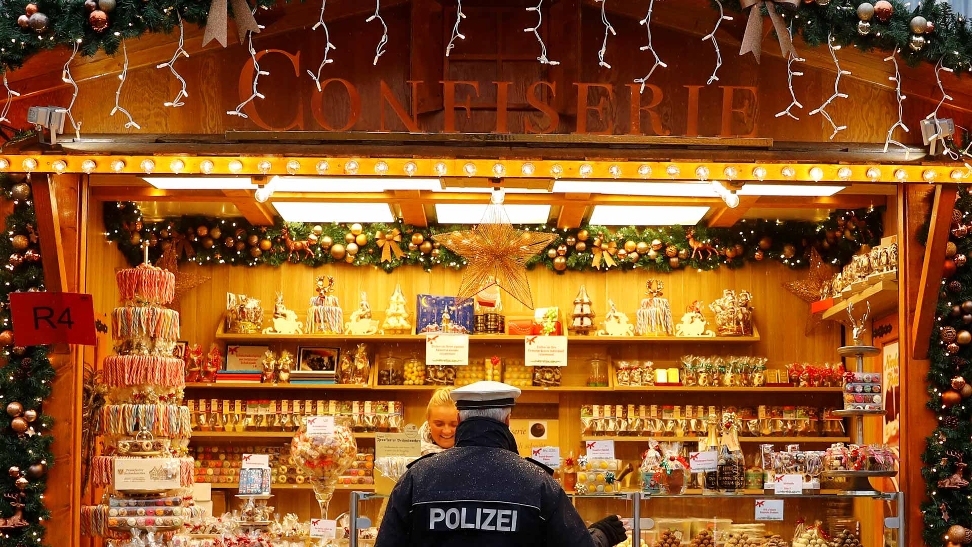 Reabren los mercadillos navideños en Berlín a casi un año del atentado