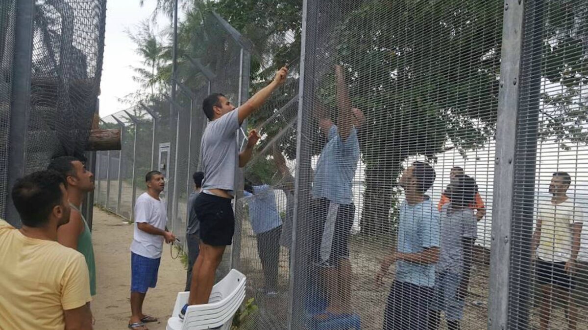 ACNUR pide a Australia que evite una crisis humanitaria en el campo de refugiados de Manus