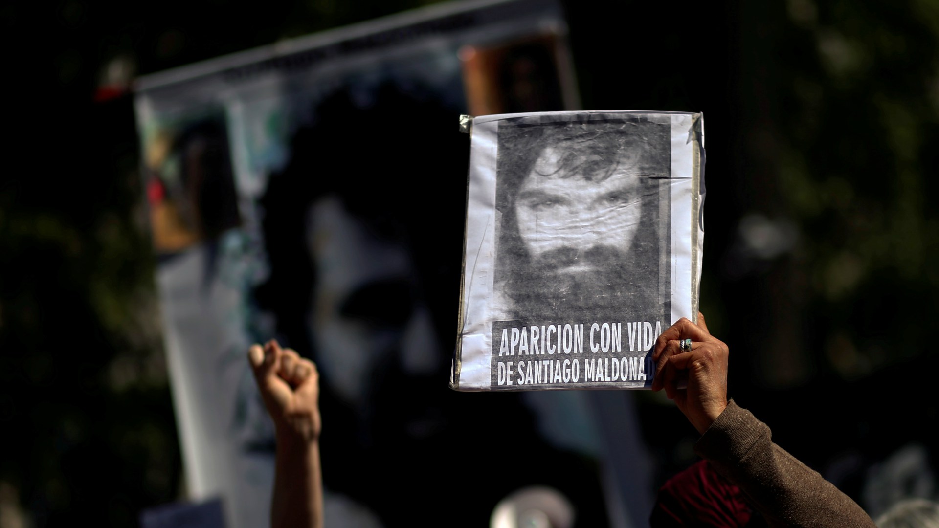 Argentina vela los restos de Santiago Maldonado cuatro meses después de su desaparición