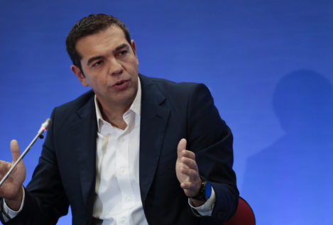Tsipras repartirá entre la población griega 1.400 millones euros del excedente fiscal