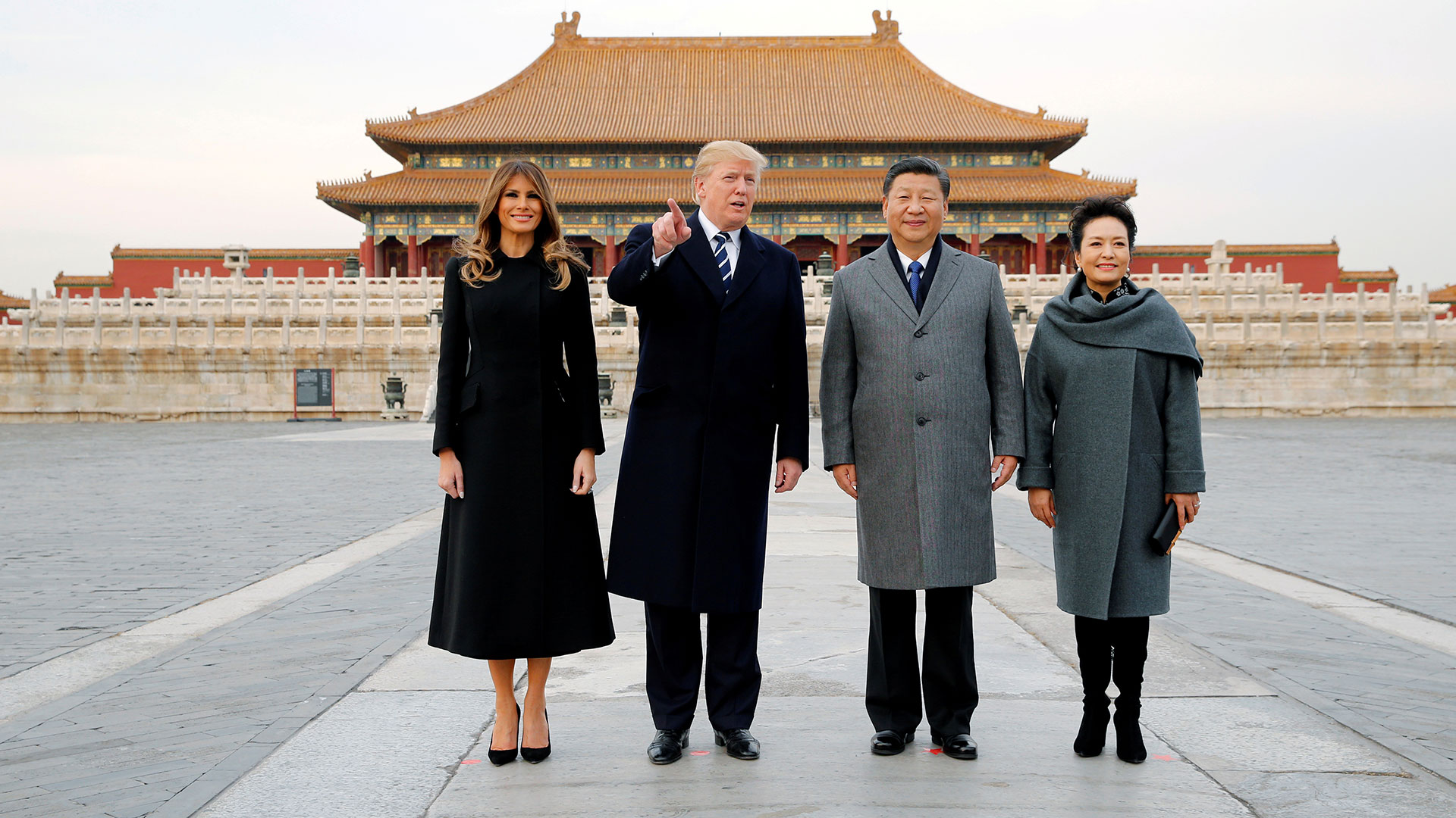 China y EEUU firman acuerdos multimillonarios en la primera visita de Trump a Pekín