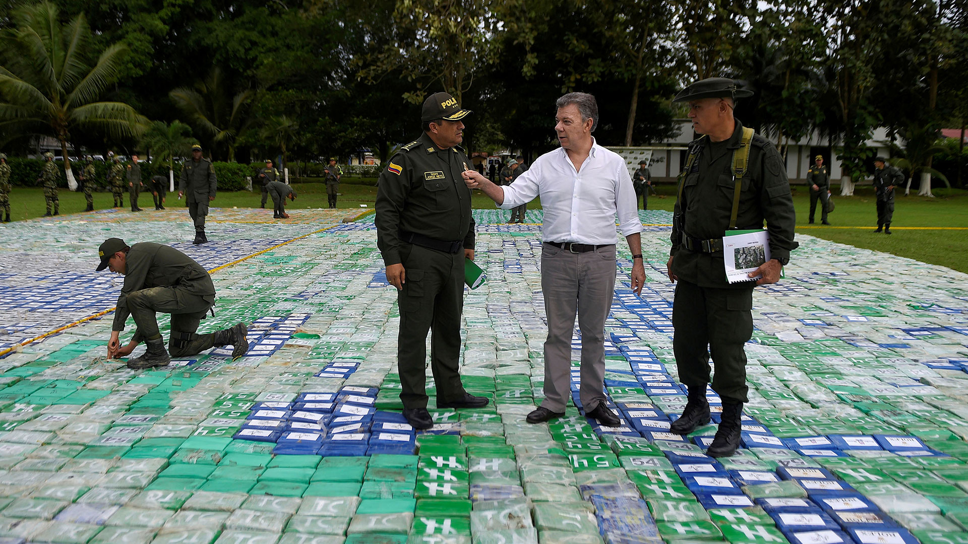 Colombia confisca 12 toneladas de cocaína en su mayor redada de drogas
