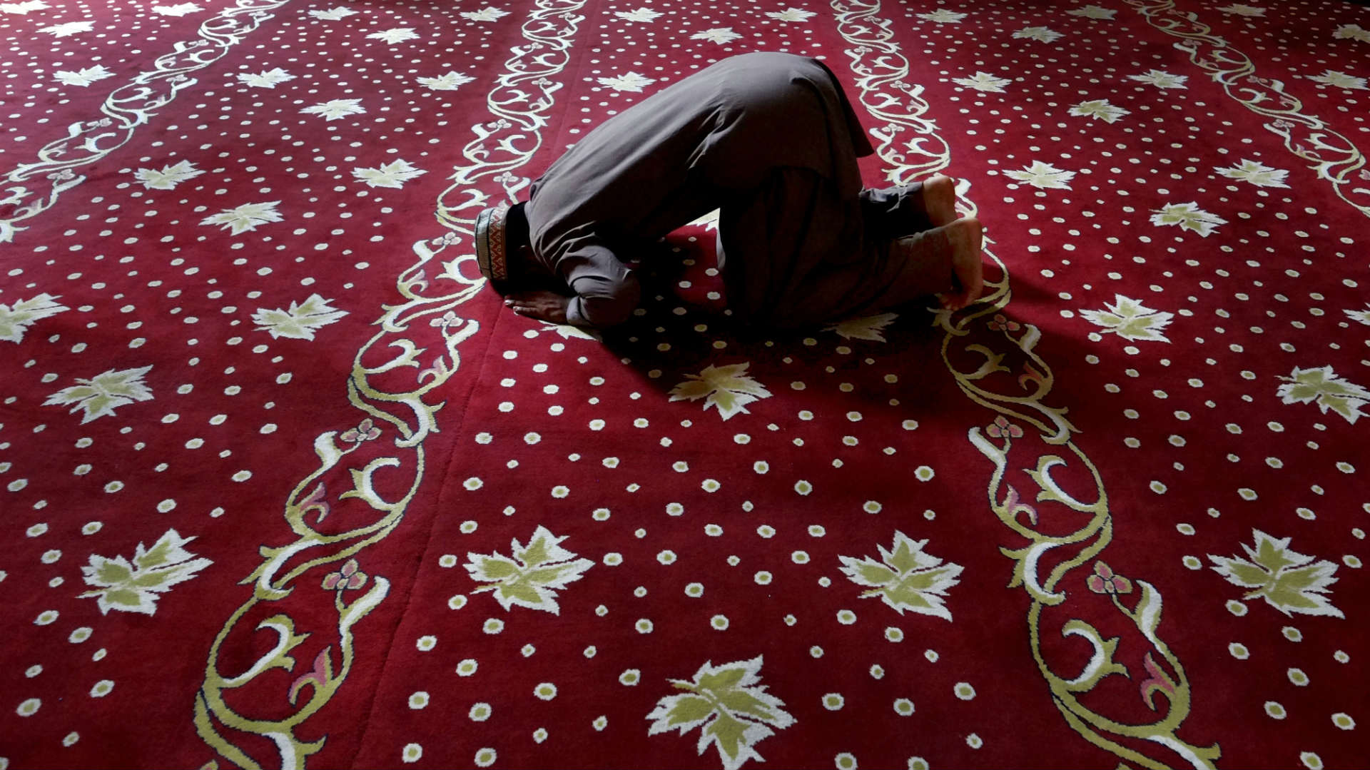 Condenan en Suiza a un imán por "incitar el crimen" contra los musulmanes