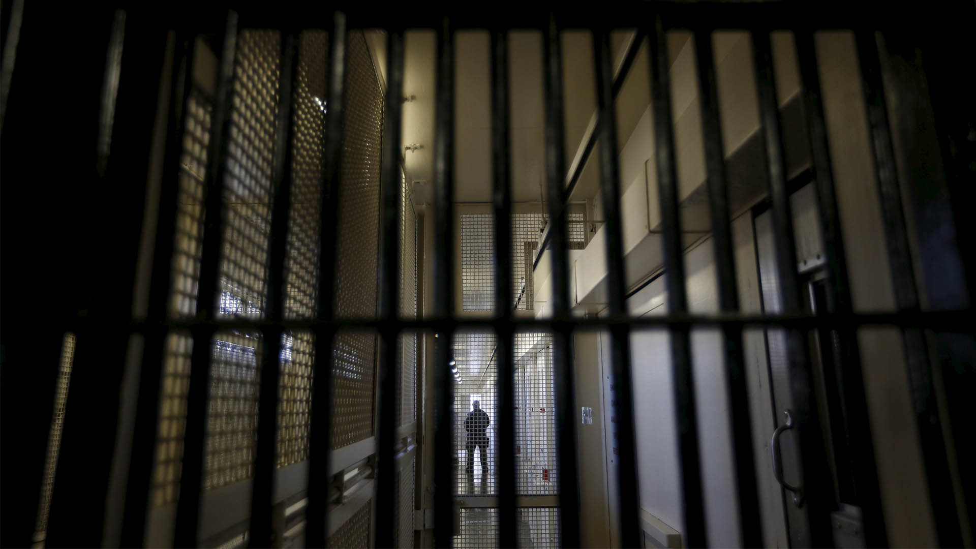 California indulta a un reo que llevaba 39 años encarcelado por un crimen que no cometió
