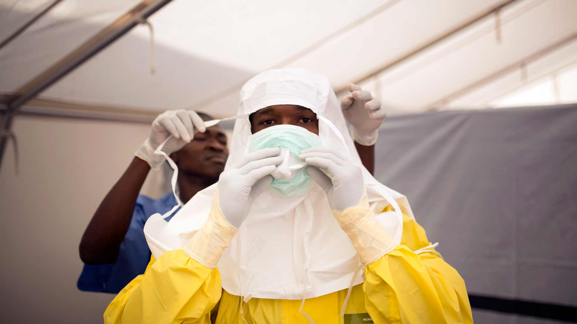 La Cruz Roja revela el desvío de 5 millones de euros destinados a la lucha contra el ébola