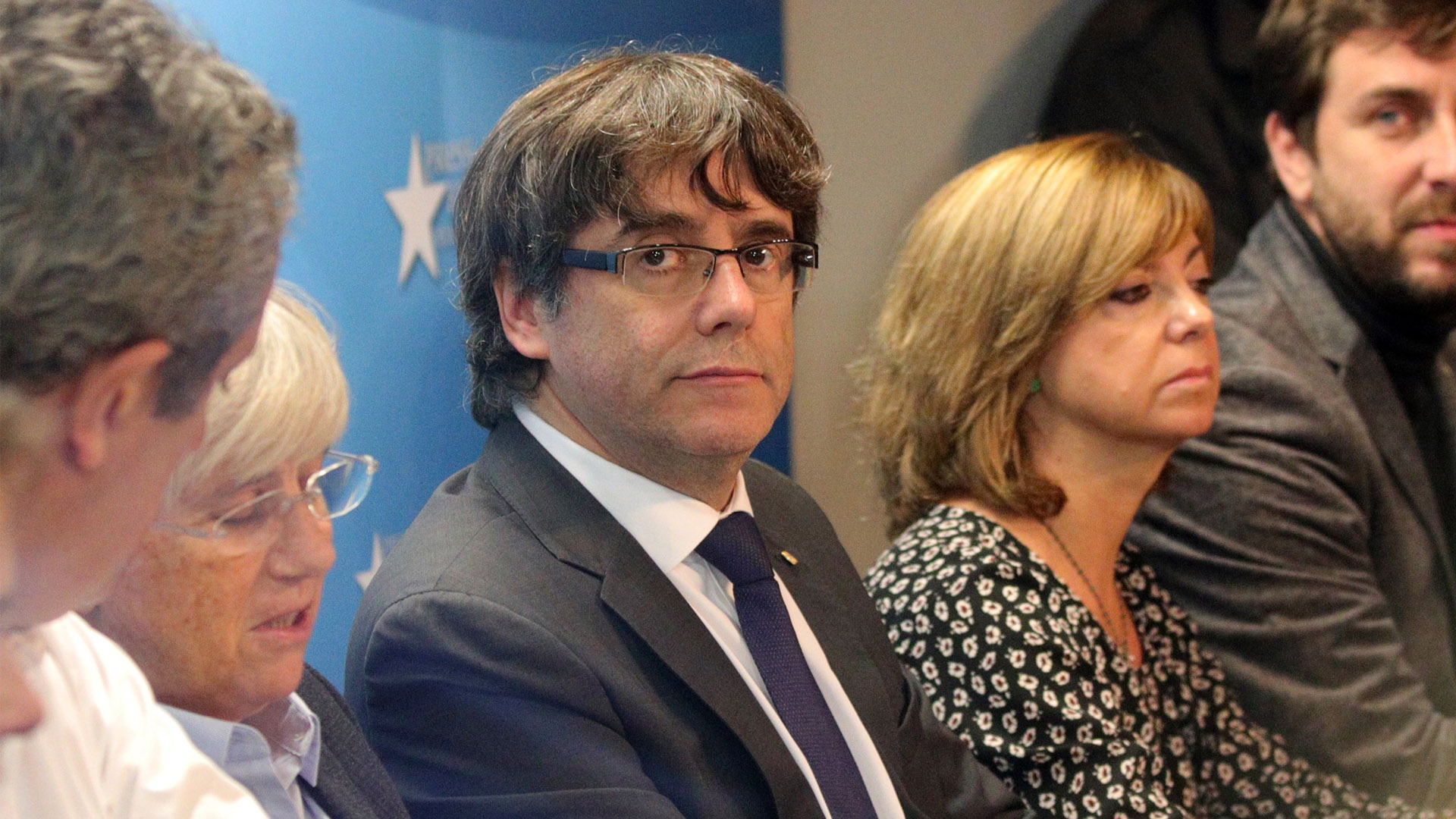 La Fiscalía pide la detención de Puigdemont y de los cuatro exconsellers que están en Bruselas
