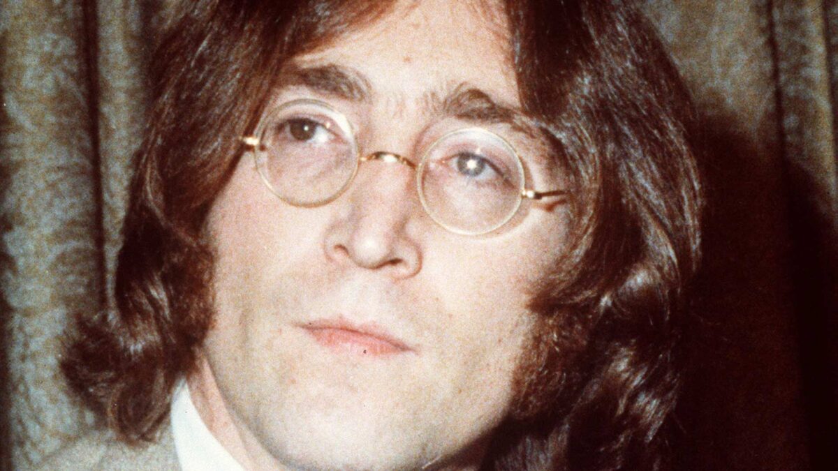 La policía alemana recupera diarios robados de John Lennon