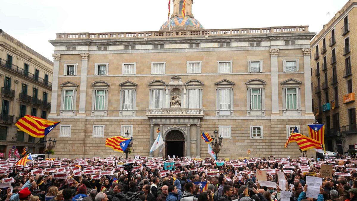 La UE alerta de la «incertidumbre» en la economía española debido a la crisis en Cataluña