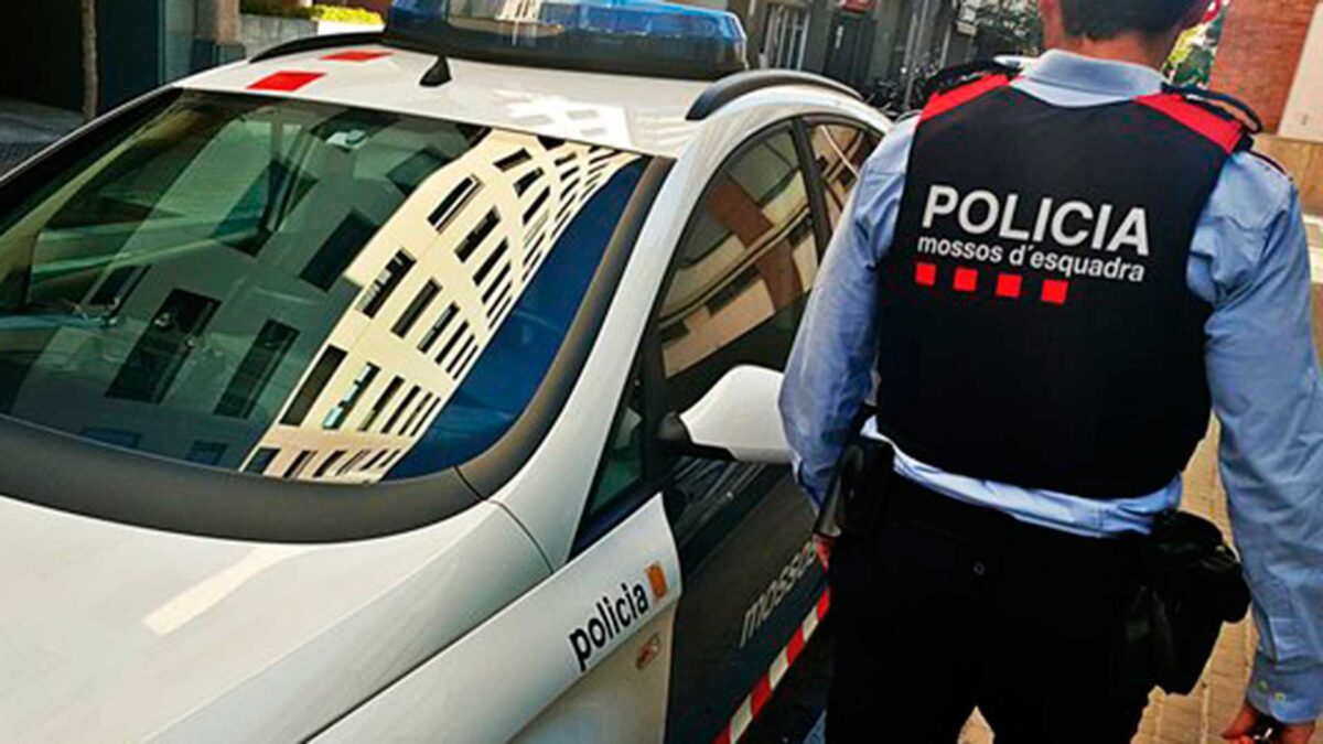 Muere una persona tras una explosión en un parking de Viladecans