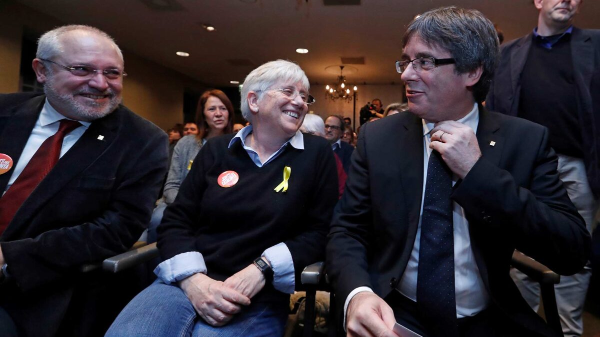 Puigdemont plantea que los catalanes decidan la permanencia en la Unión Europea